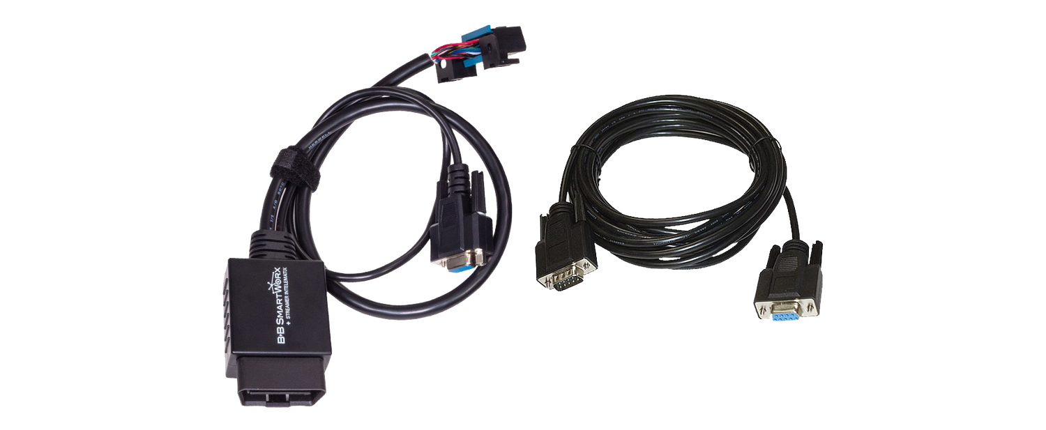 Kit adaptateur Cradlepoint OBD-II (comprend un adaptateur OBD-II et un câble série DB9 mâle/mâle Null Modem de 15 pieds) pour R1900, IBR1700, IBR900