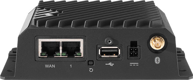 Routeur LTE robuste Cradlepoint R920 avec Wi-Fi (Wi-Fi 6), modem 300 Mbps, sans alimentation CA ni antennes, Amérique du Nord 